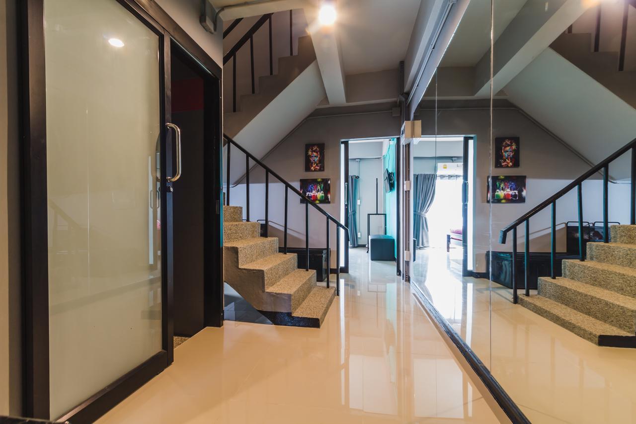 Chez Pom Hotel Chiang Mai Bagian luar foto