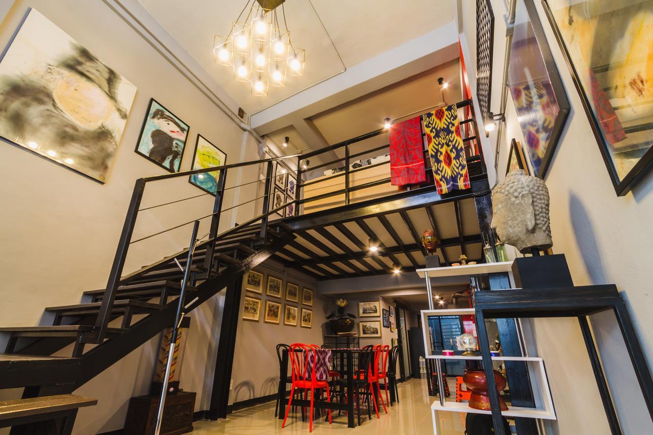 Chez Pom Hotel Chiang Mai Bagian luar foto