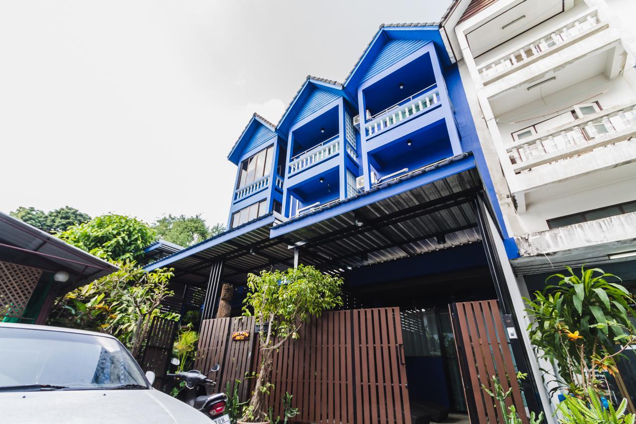 Chez Pom Hotel Chiang Mai Bagian luar foto