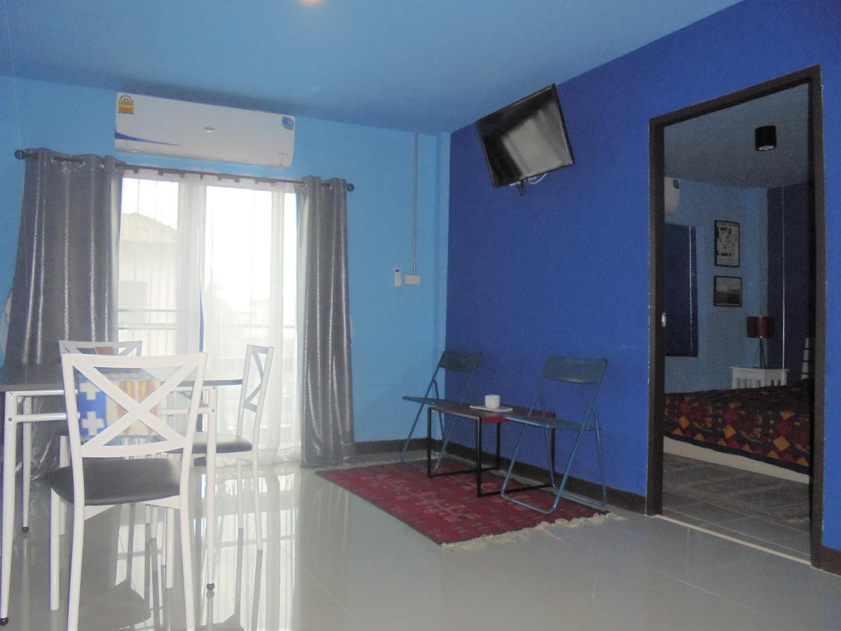 Chez Pom Hotel Chiang Mai Bagian luar foto