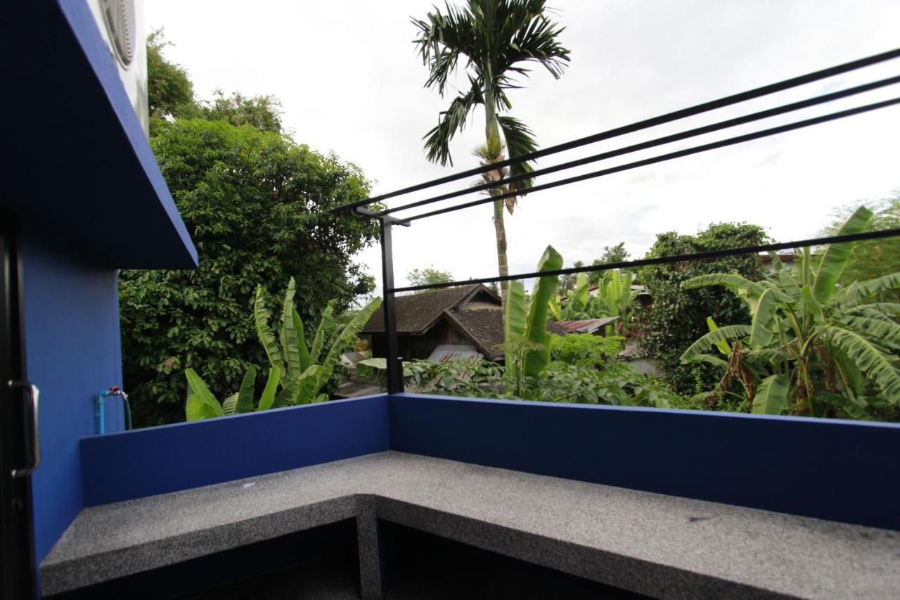 Chez Pom Hotel Chiang Mai Bagian luar foto